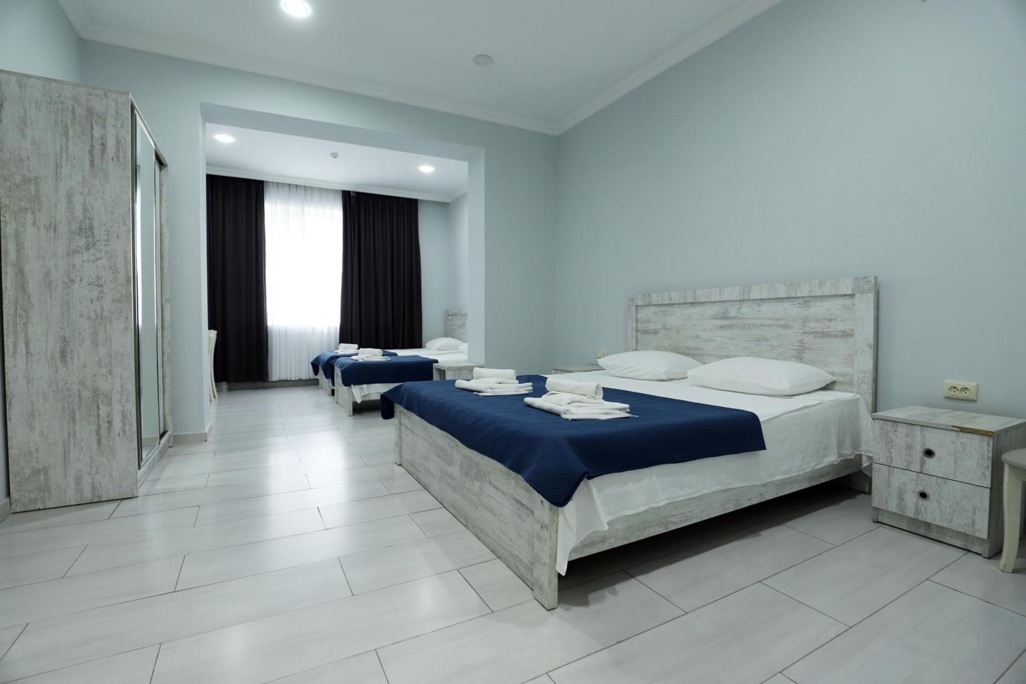 Hotel City Kutaisi 3*