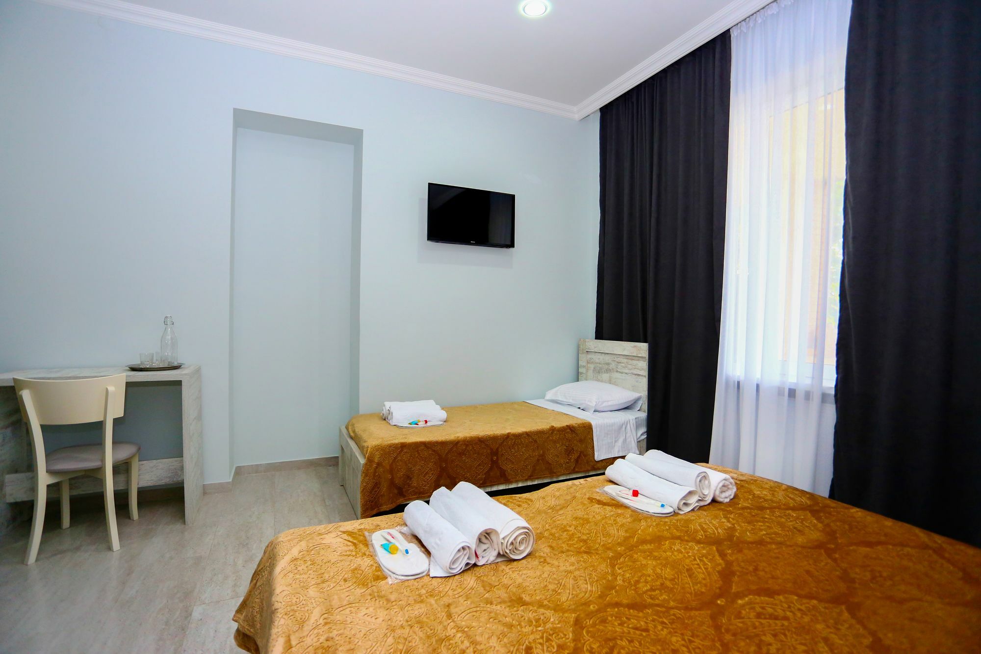 Hotel City Kutaisi Готель 3*
